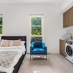 Unit9-Cozy&Morden Studio Near City